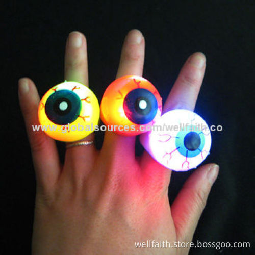 Scary LED Finger Rings with Eyeball Shape, Perfect for Crazy Hallowmas Parties